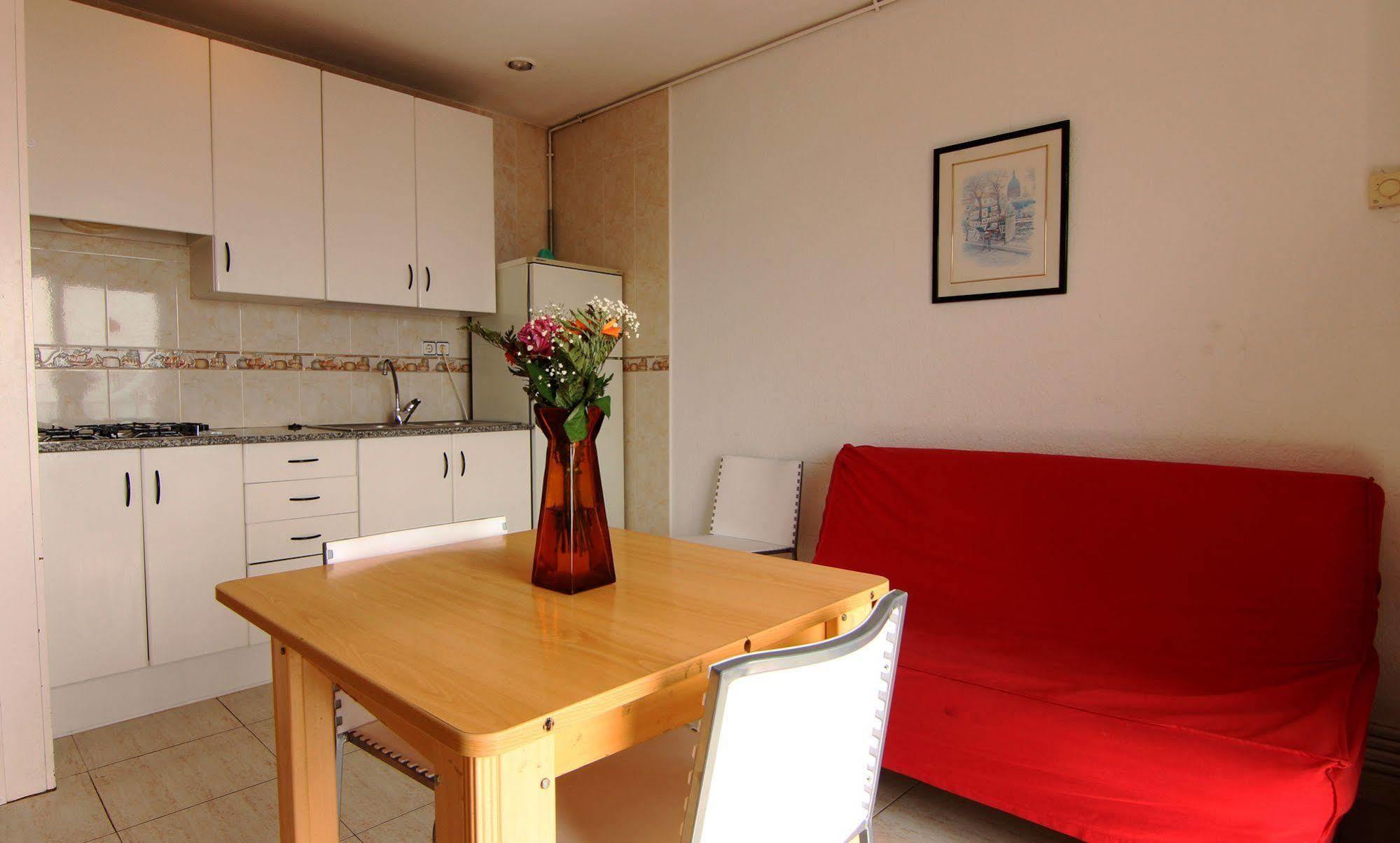 Apartamentos Zodiac Лорет де Мар Екстериор снимка