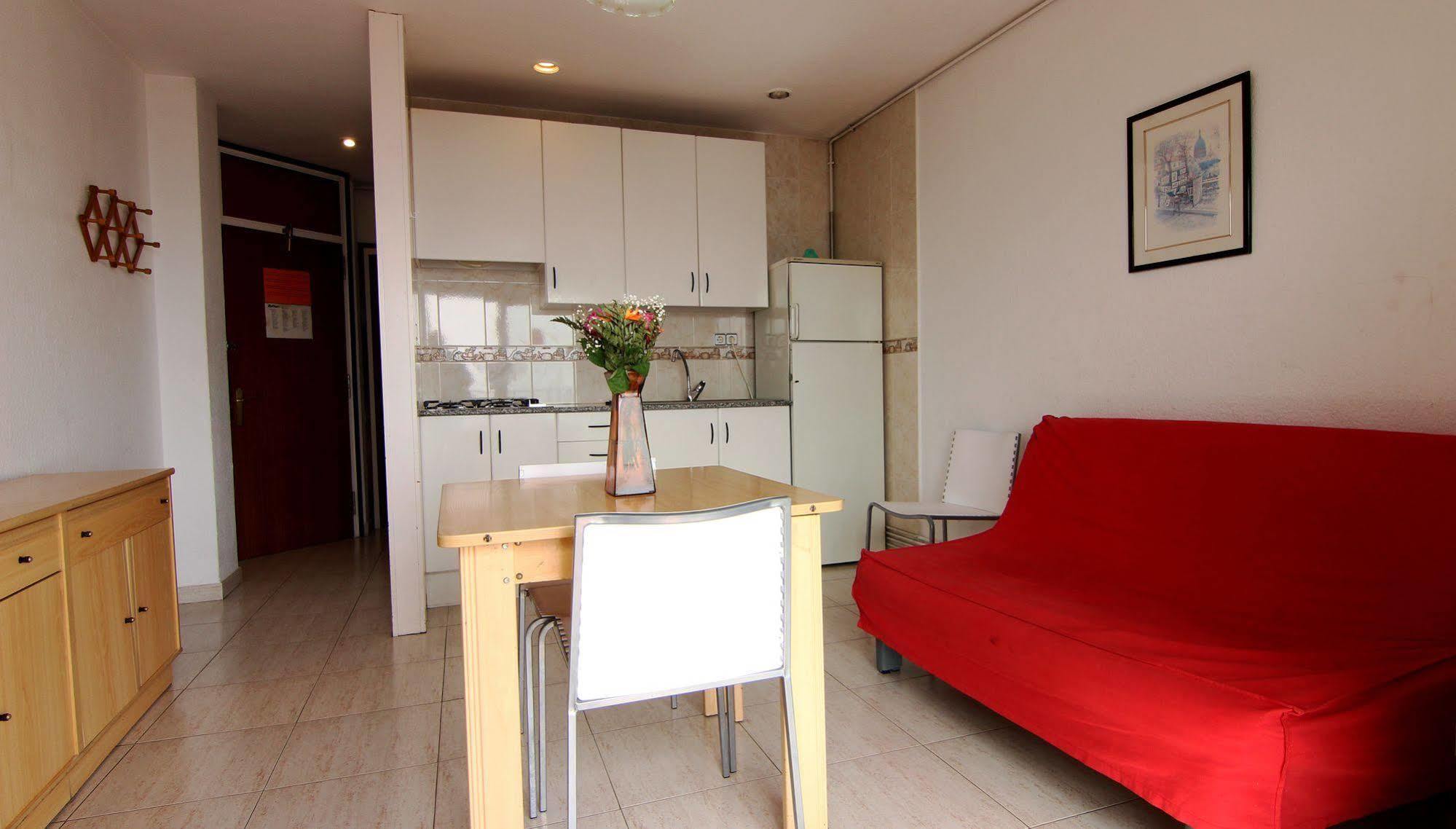 Apartamentos Zodiac Лорет де Мар Екстериор снимка
