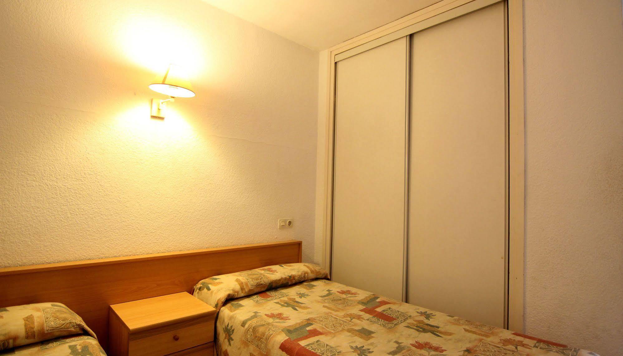 Apartamentos Zodiac Лорет де Мар Екстериор снимка