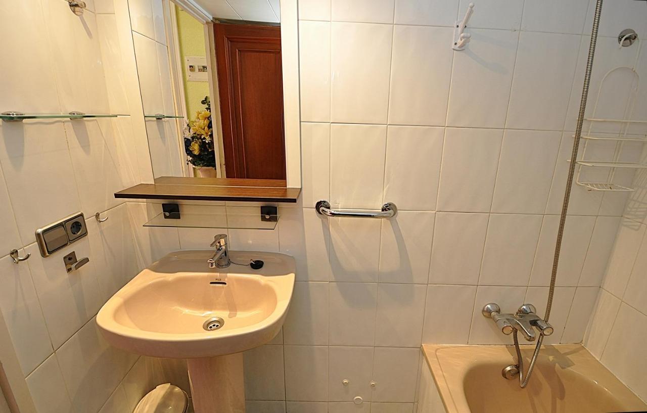 Apartamentos Zodiac Лорет де Мар Екстериор снимка